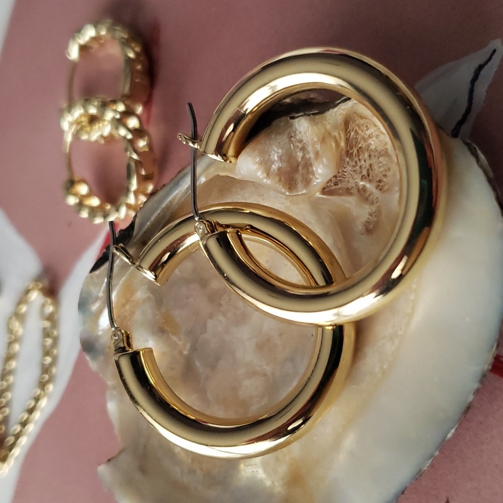 HOUSE OF HARLOW 14K Gold-Plated Hoop Earrings - Picture 7 of 8